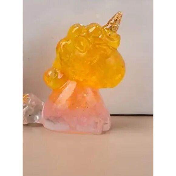 New!  Crushed Genuine Crystal Stone and Resin Unicorn Citrine & Rose Quartz - Picture 1 of 2